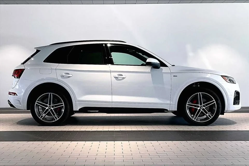 2025 Audi FY Q5 - Image 8 of 20