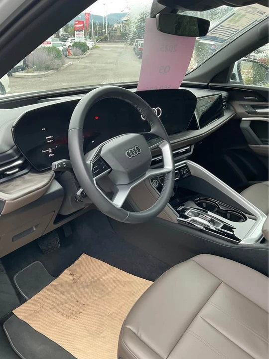 2025 Audi FY Q5 - Image 13 of 18