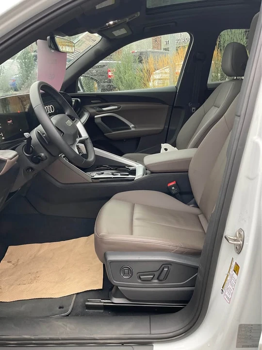 2025 Audi FY Q5 - Image 11 of 18