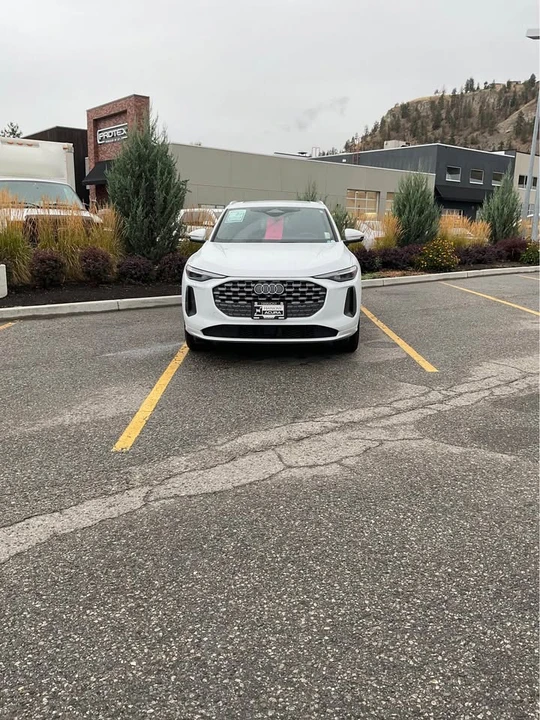 2025 Audi FY Q5 - Image 2 of 18