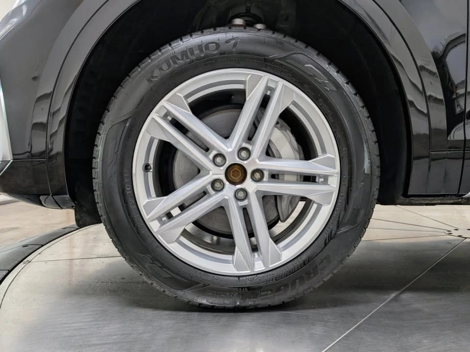 2025 Audi FY Q5 - Image 11 of 20
