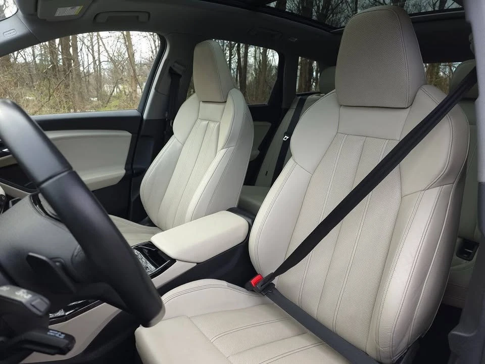 2025 Audi Q6 e-tron - Image 13 of 20