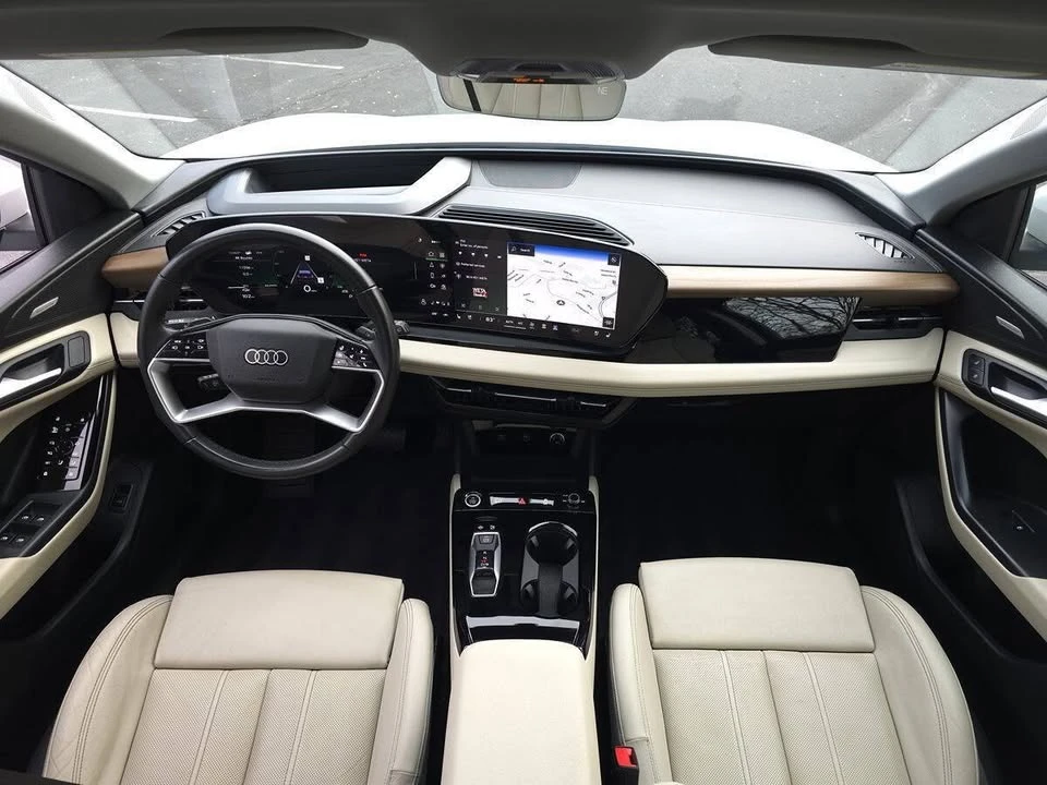 2025 Audi Q6 e-tron - Image 10 of 20