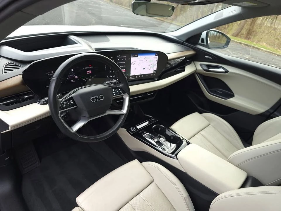 2025 Audi Q6 e-tron - Image 2 of 20