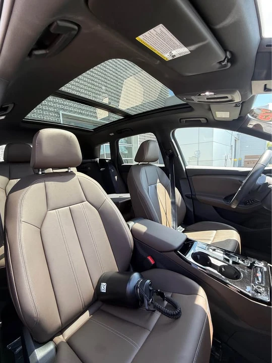 2025 Audi Q6 e-tron - Image 17 of 18