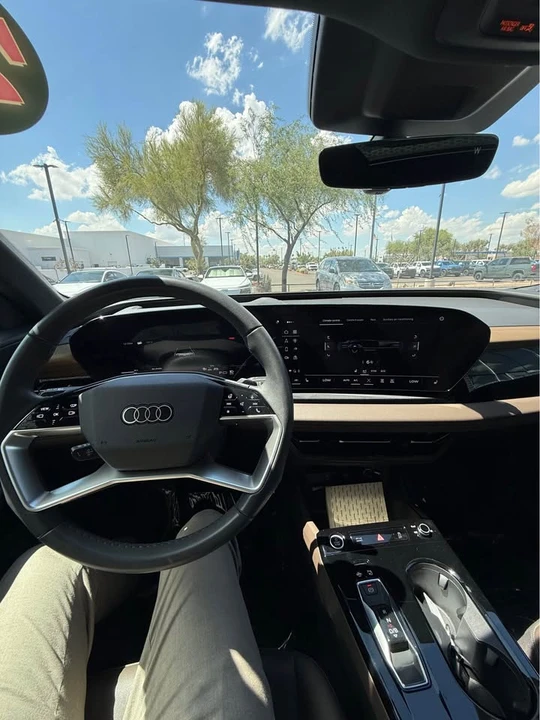 2025 Audi Q6 e-tron - Image 6 of 18