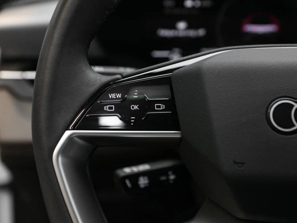 2025 Audi Q6 e-tron - Image 13 of 20
