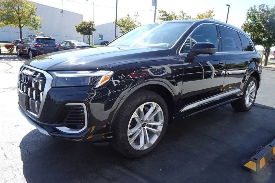 2025 Audi 4M Q7 - Image 3 of 19