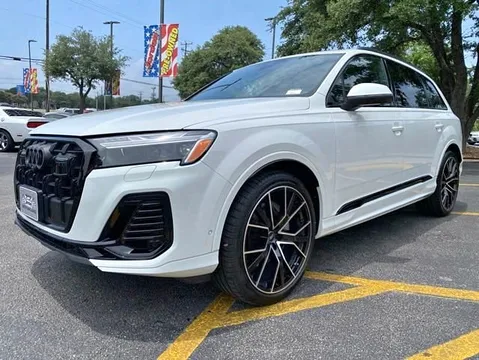 2025 Audi Q7 55 Prestige quattro