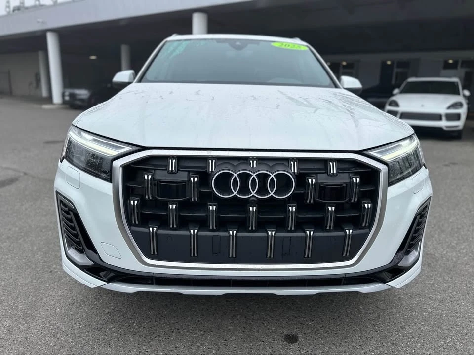 2025 Audi 4M Q7 - Image 2 of 13