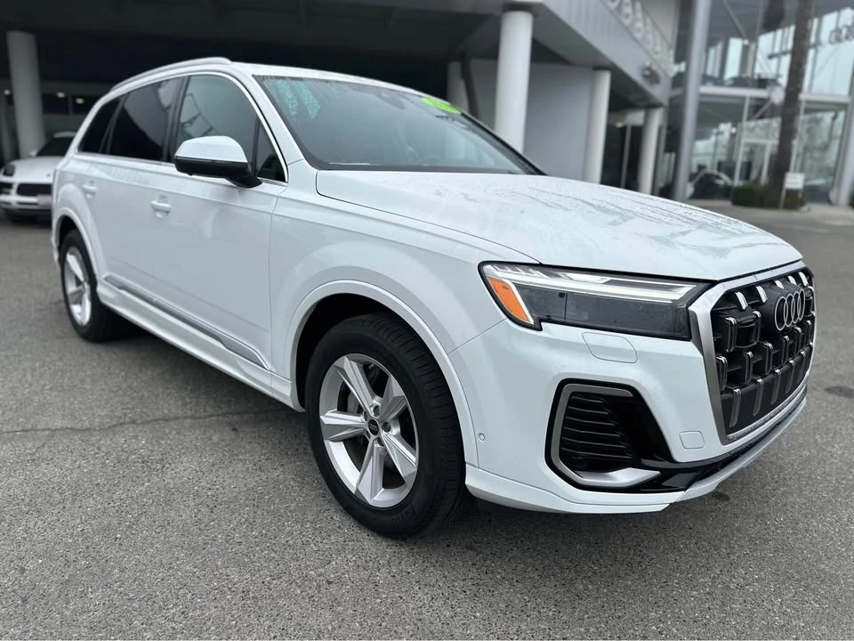 2025 Audi 4M Q7 - Image 3 of 13