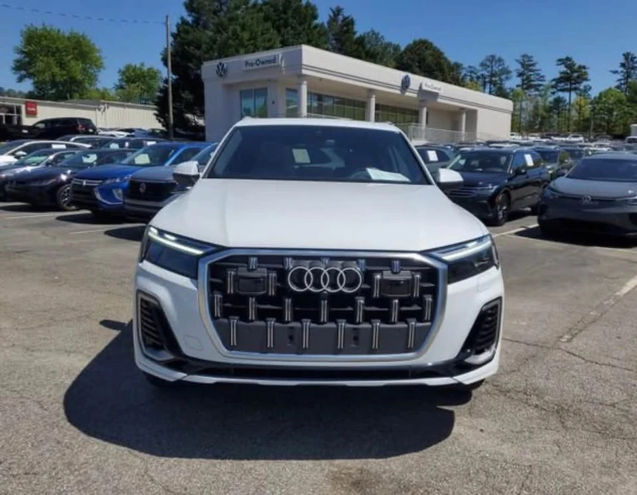 2025 Audi 4M Q7 - Image 2 of 17