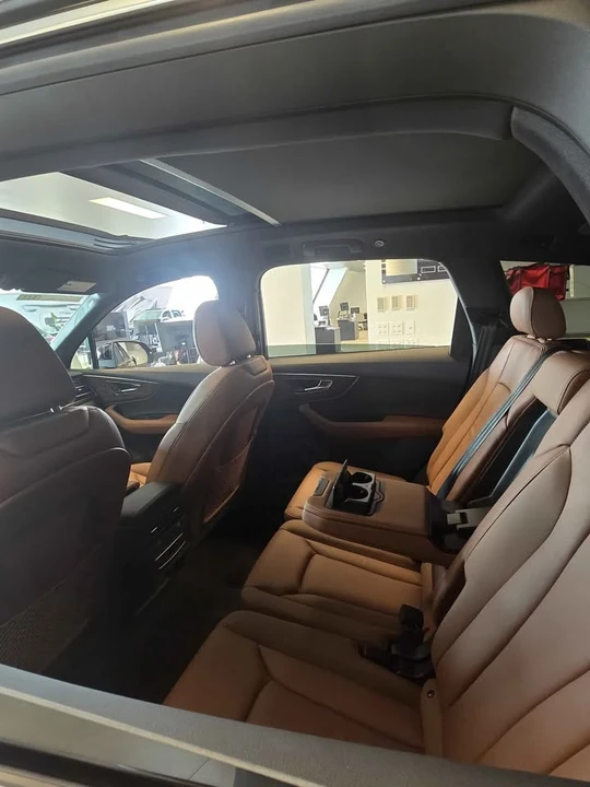 2025 Audi 4M Q7 - Image 9 of 16