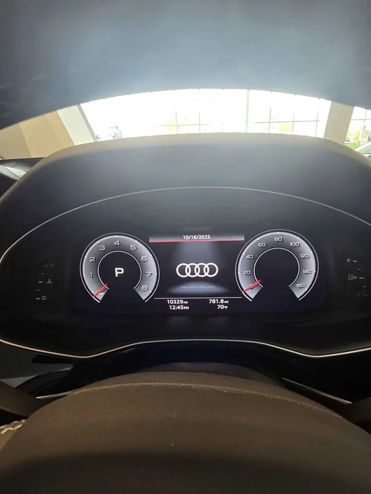 2025 Audi 4M Q7 - Image 12 of 16
