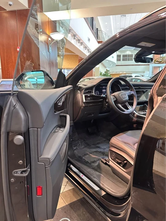 2025 Audi Q8 - Image 13 of 17