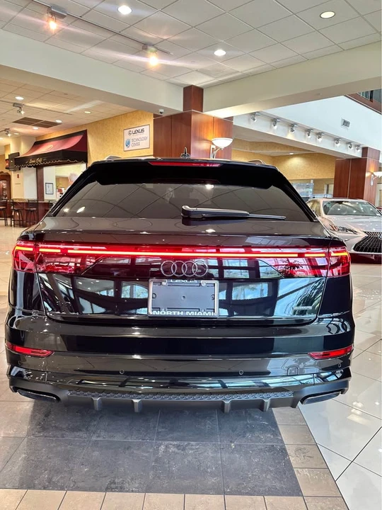 2025 Audi Q8 - Image 6 of 17