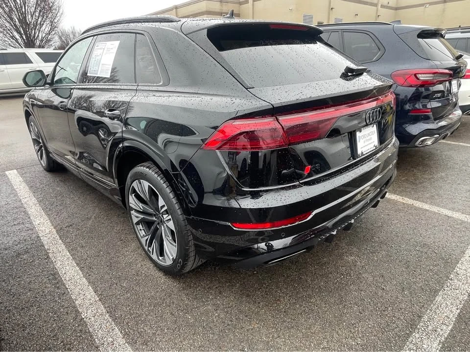 2025 Audi Q8 - Image 2 of 3