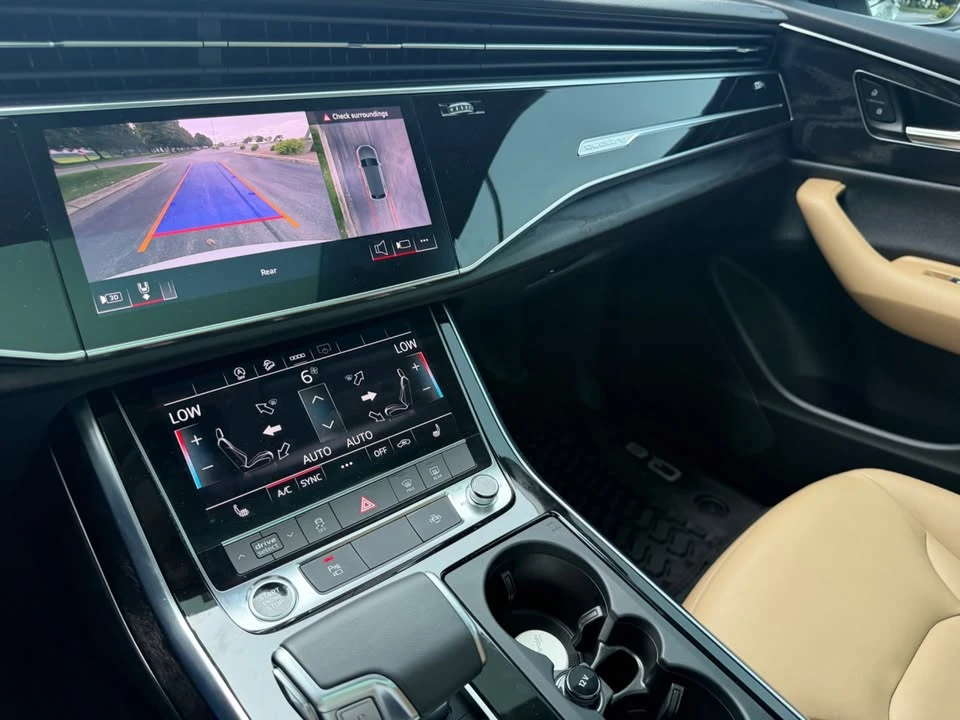 2025 Audi Q8 - Image 10 of 17