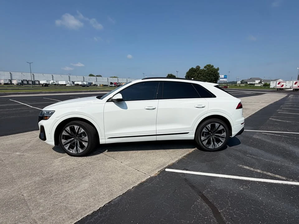 2025 Audi Q8 - Image 5 of 17