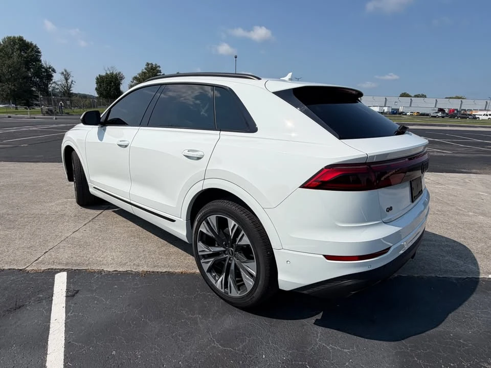 2025 Audi Q8 - Image 4 of 17