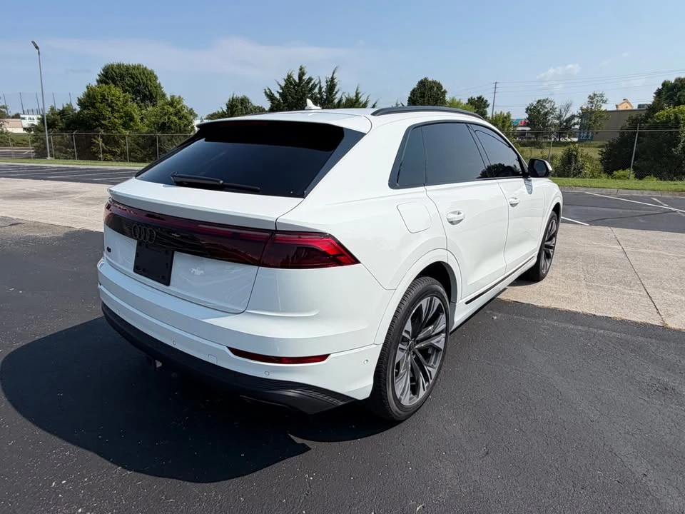 2025 Audi Q8 - Image 3 of 17