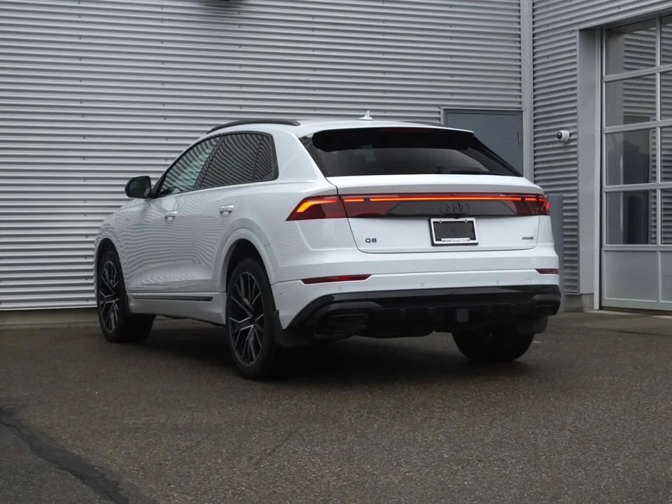 2025 Audi Q8 - Image 17 of 20
