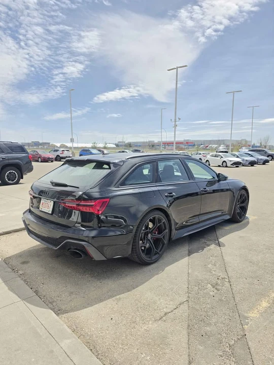 2025 Audi C8 RS6 - Image 4 of 9