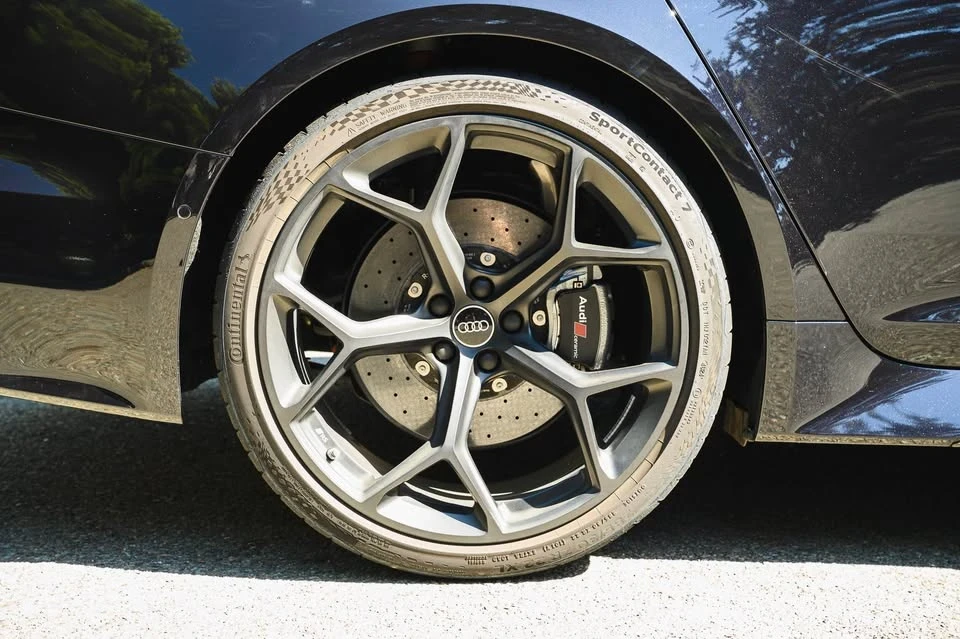 2025 Audi C8 RS6 - Image 11 of 16