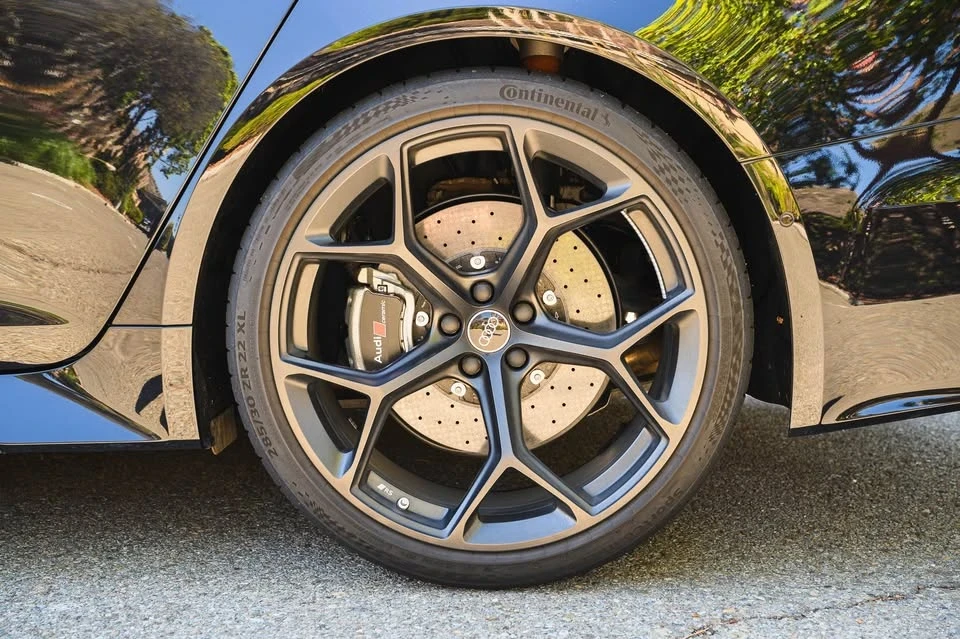 2025 Audi C8 RS6 - Image 10 of 16