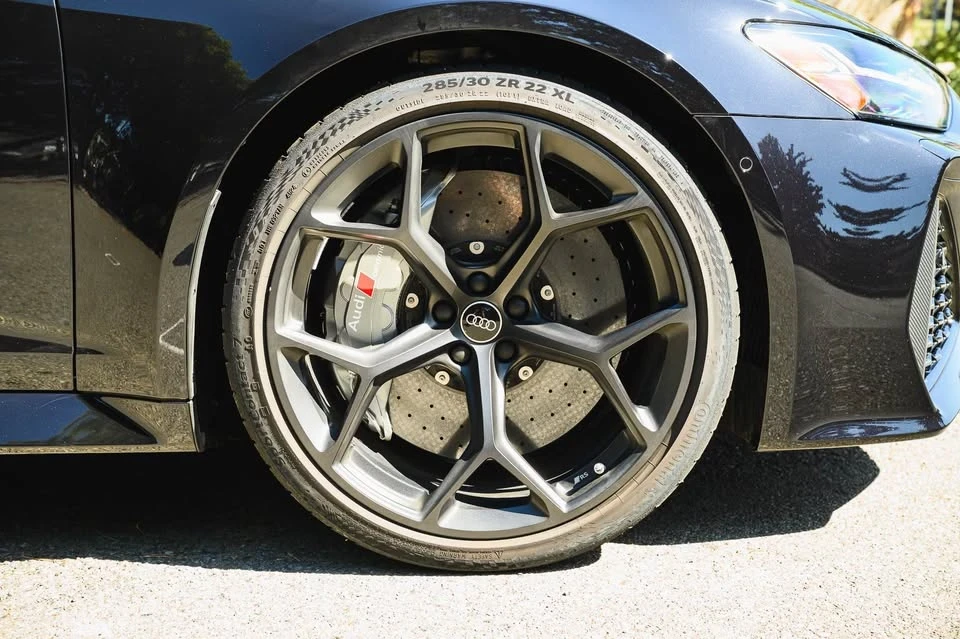 2025 Audi C8 RS6 - Image 9 of 16