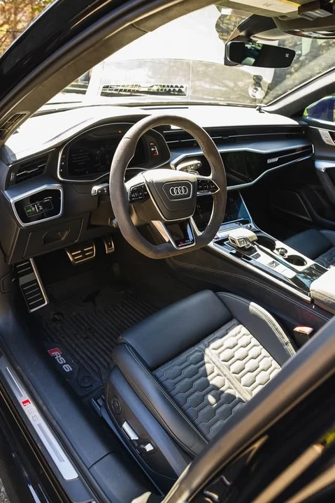 2025 Audi C8 RS6 - Image 12 of 16