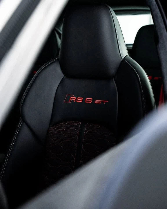 2025 Audi C8 RS6 - Image 18 of 20