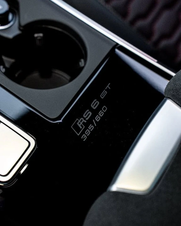 2025 Audi C8 RS6 - Image 20 of 20