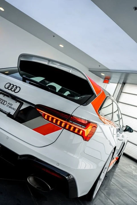 2025 Audi C8 RS6 - Image 12 of 19