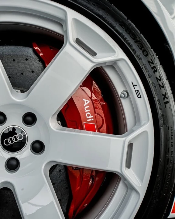 2025 Audi C8 RS6 - Image 15 of 19