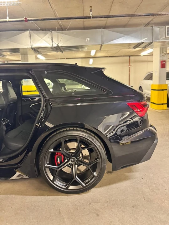 2025 Audi C8 RS6 - Image 7 of 11