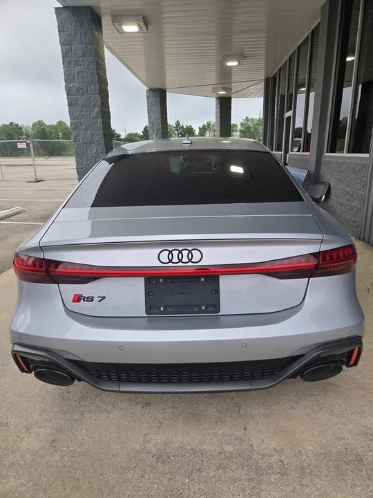 2025 Audi C8 RS7 - Image 2 of 12