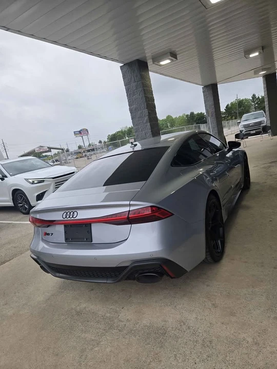 2025 Audi C8 RS7 - Image 3 of 12