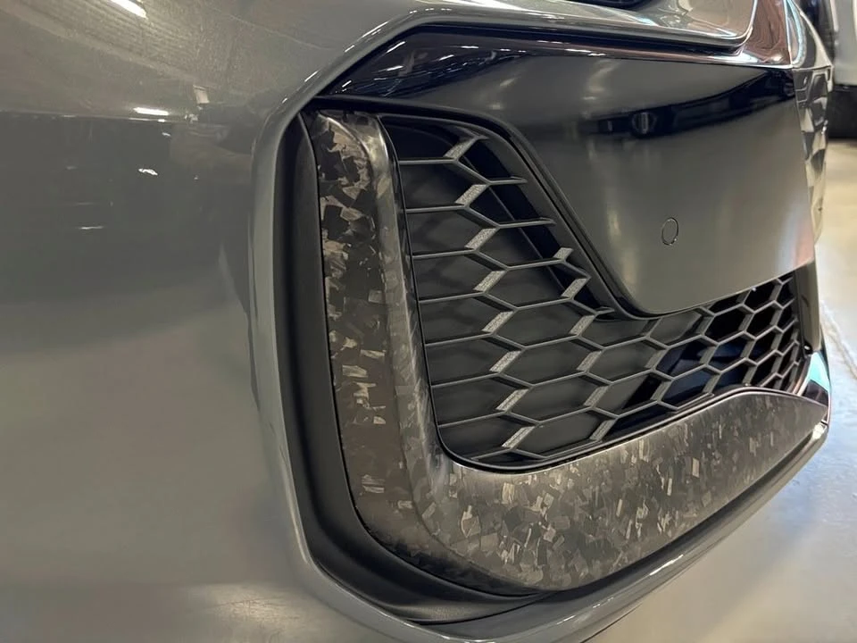 2025 Audi e-tron GT - Image 2 of 20