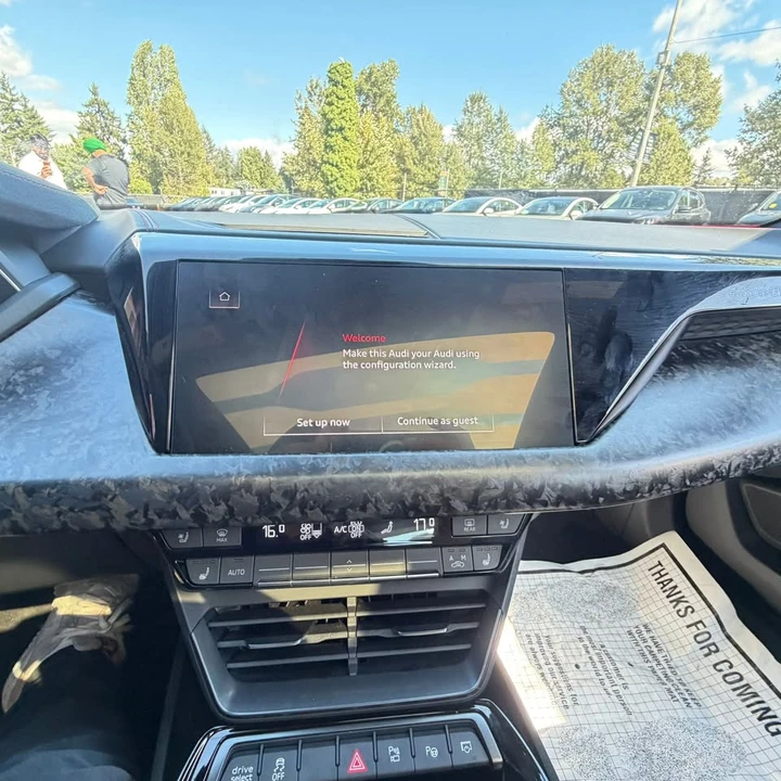 2025 Audi RS e-tron GT - Image 3 of 9