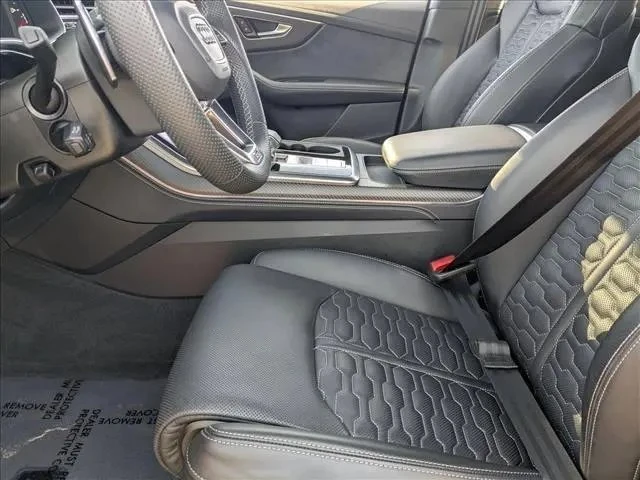 2025 Audi RS Q8 - Image 11 of 13
