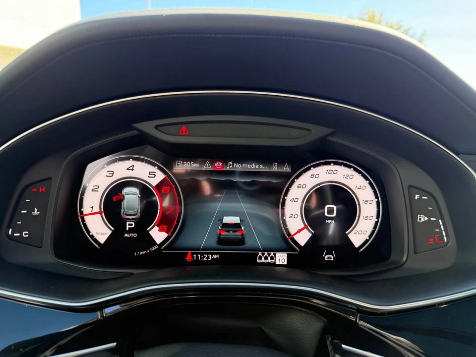 2025 Audi RS Q8 - Image 8 of 9