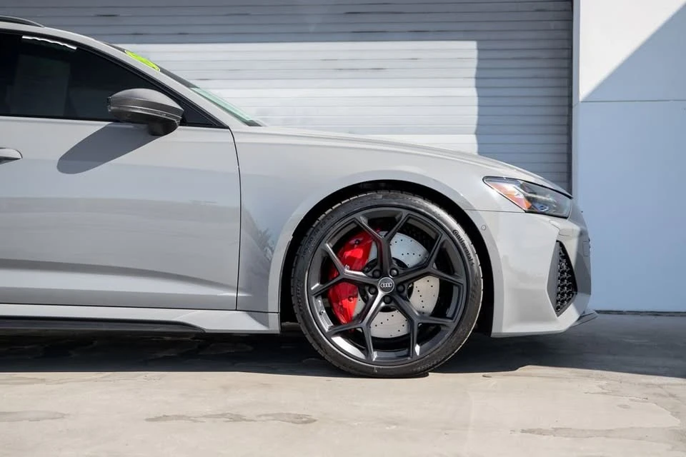 2025 Audi C8 RS6 - Image 7 of 12