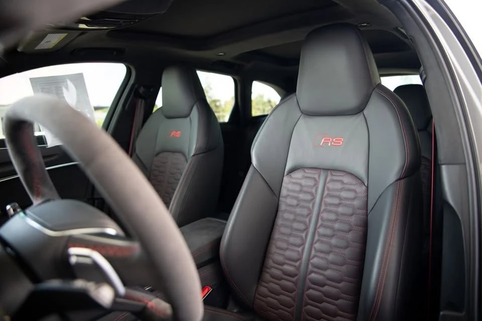 2025 Audi C8 RS6 - Image 12 of 12