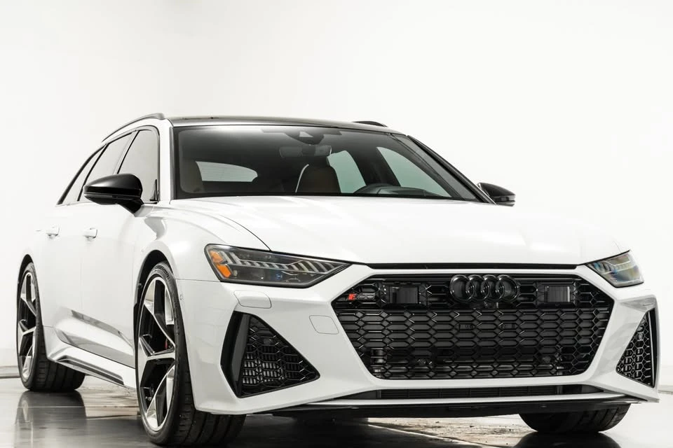 2025 Audi C8 RS6 - Image 2 of 19