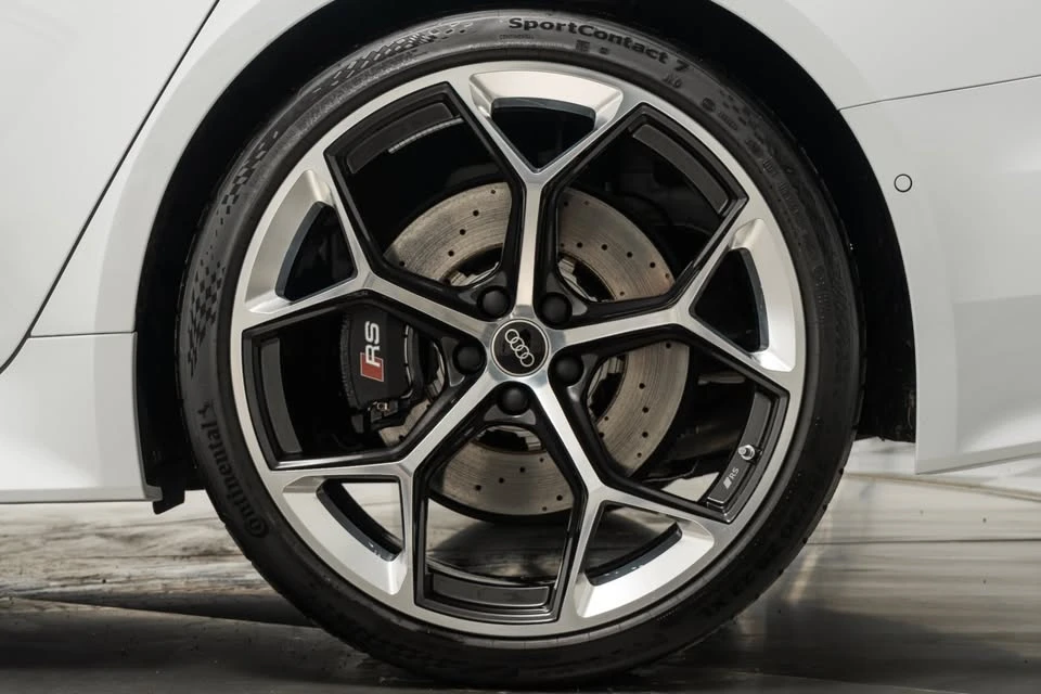 2025 Audi C8 RS6 - Image 10 of 19