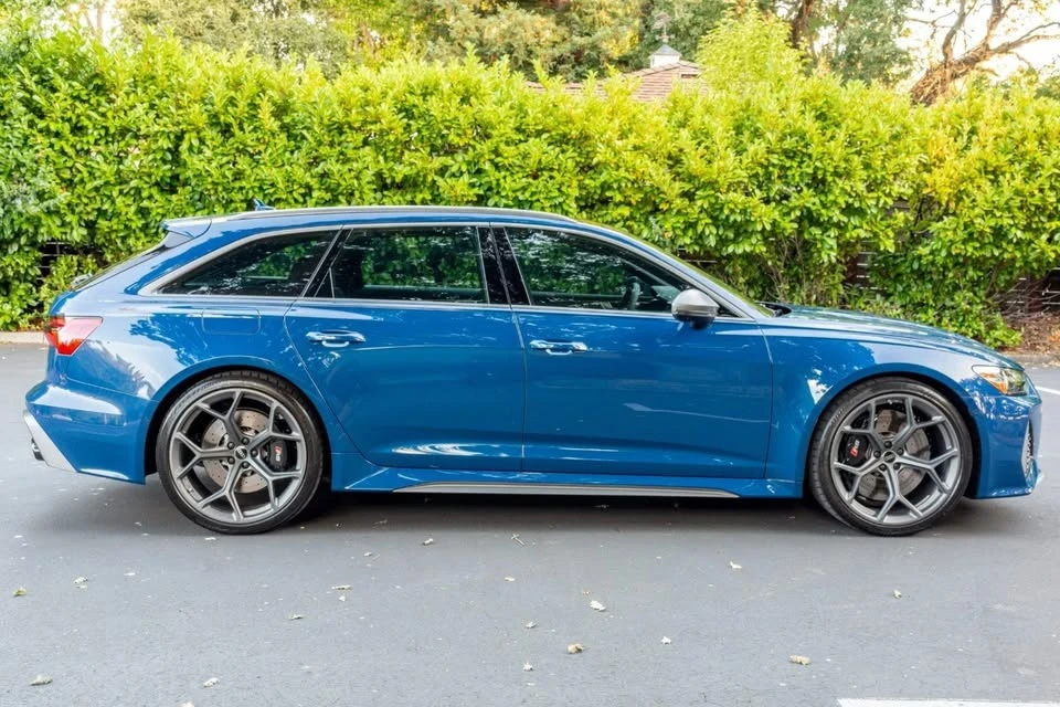 2025 Audi C8 RS6 - Image 3 of 13