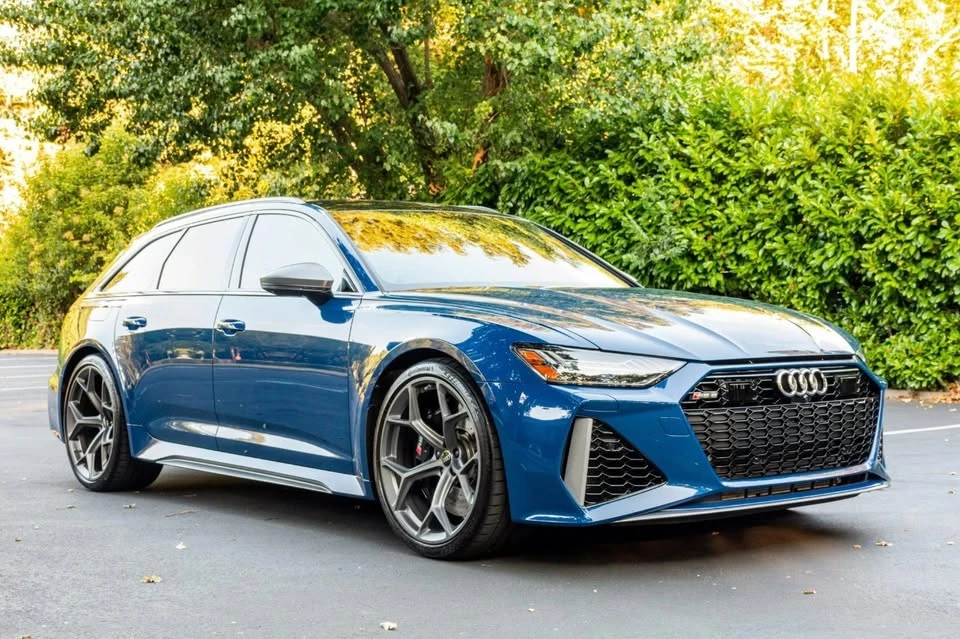 2025 Audi C8 RS6 - Image 2 of 13