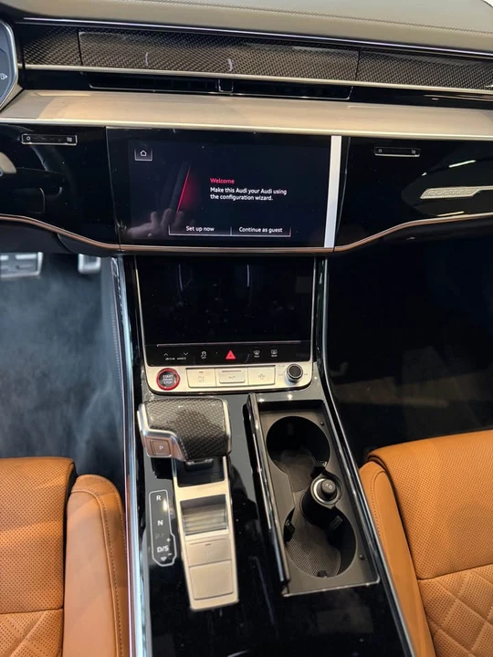 2025 Audi D5 S8 - Image 10 of 15