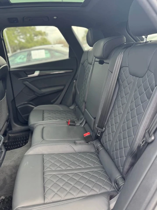 2025 Audi FY SQ5 - Image 10 of 13